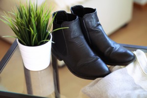 Shoes black boots classic must have